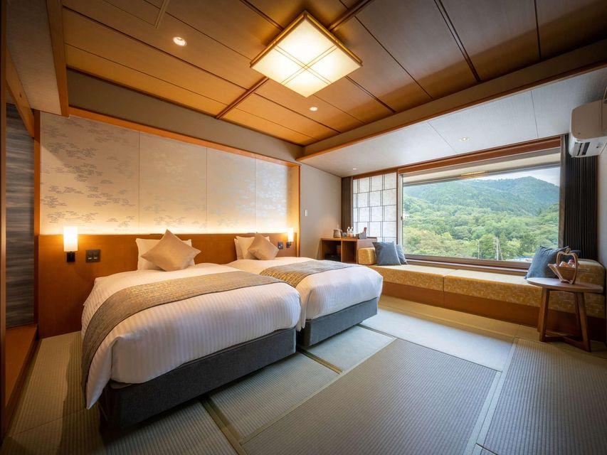 Room, Twin Beds