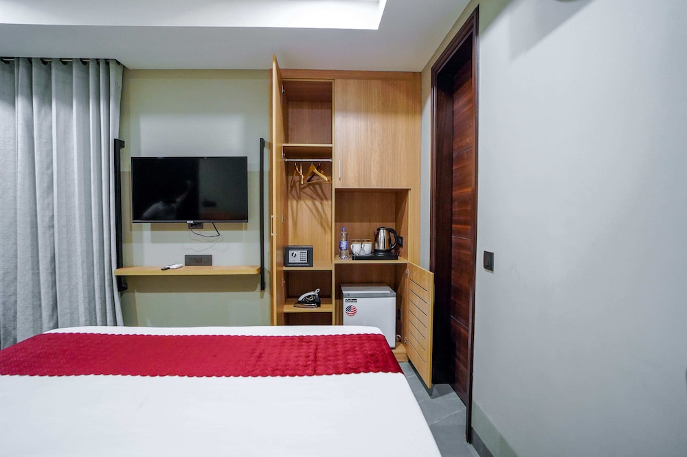 Saltstayz Basil - Near Golf Course Road 20/50