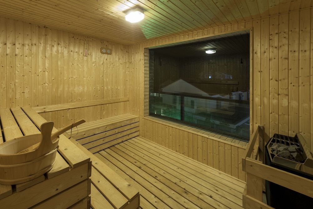 Jinhold Hotel And Serviced Apartment 12/38
