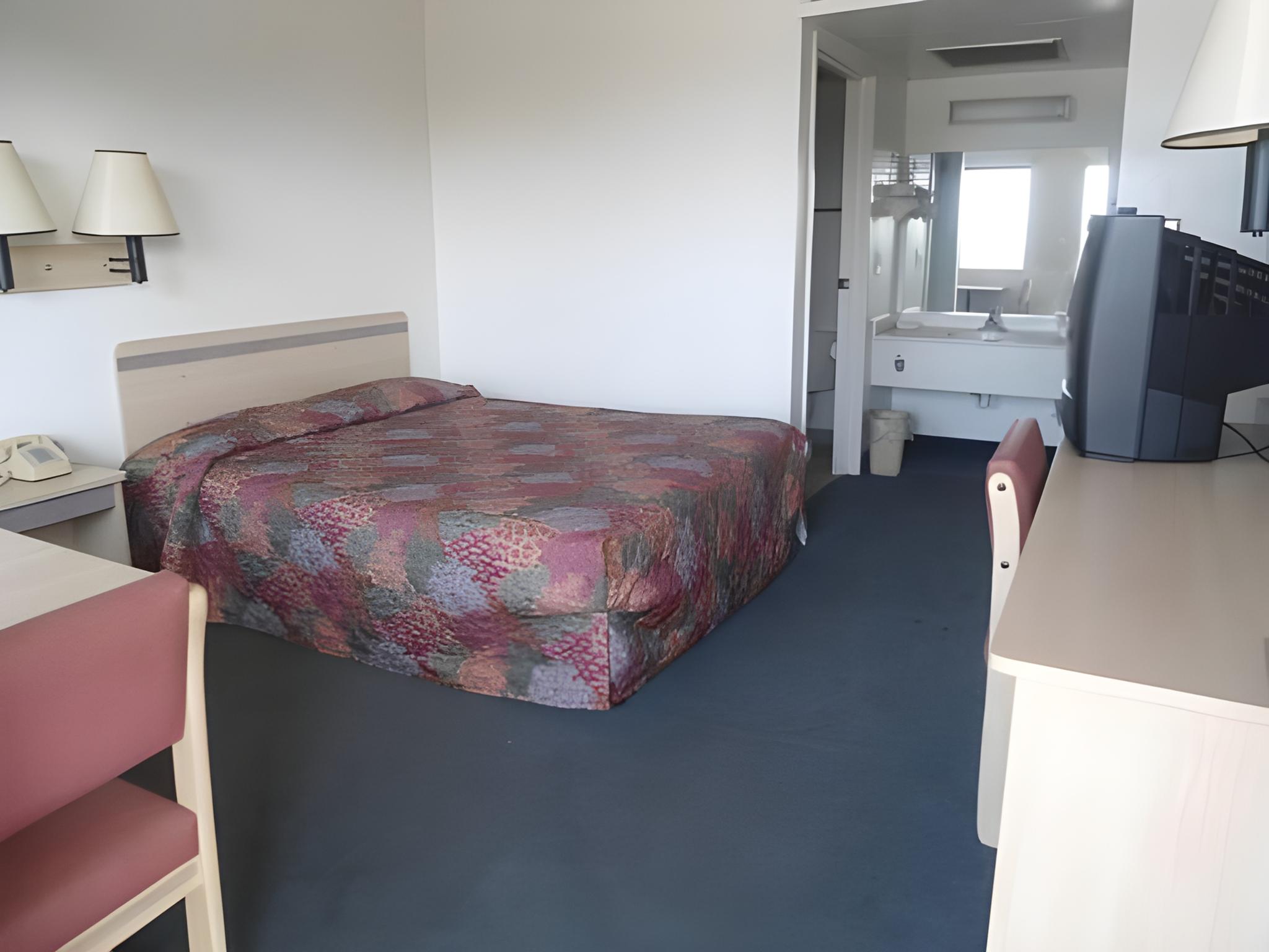 Travel Inn 18/37