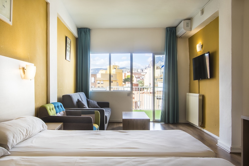 Benidorm City Olympia 33/61
