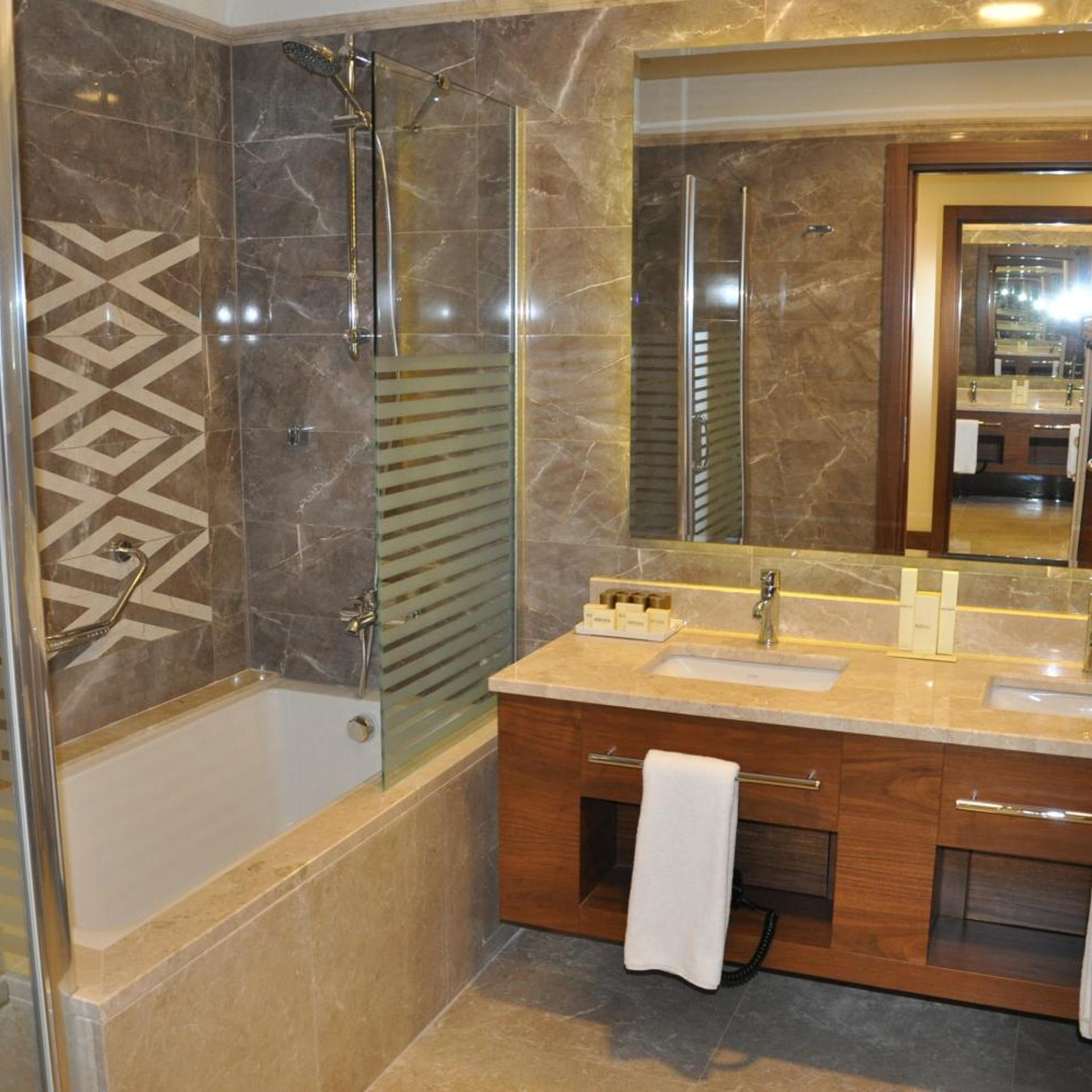 Kurmick Maysan Hotel 63/66