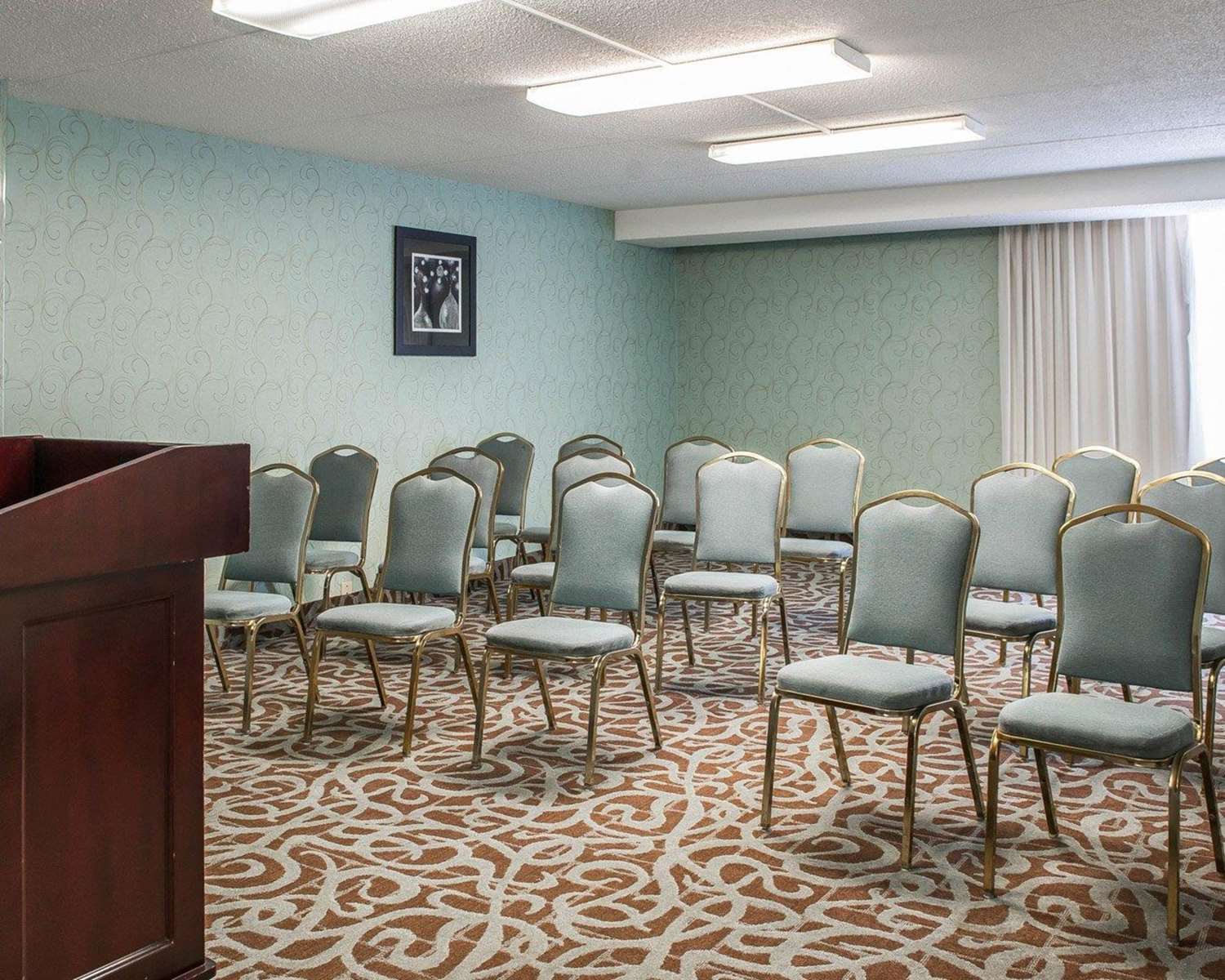 Quality Inn Terre Haute University Area 28/31