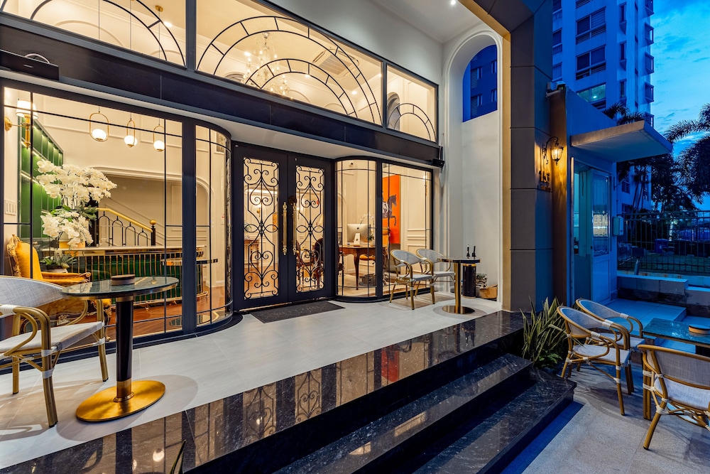 Golden Sun Apartment & Hotel 11/50