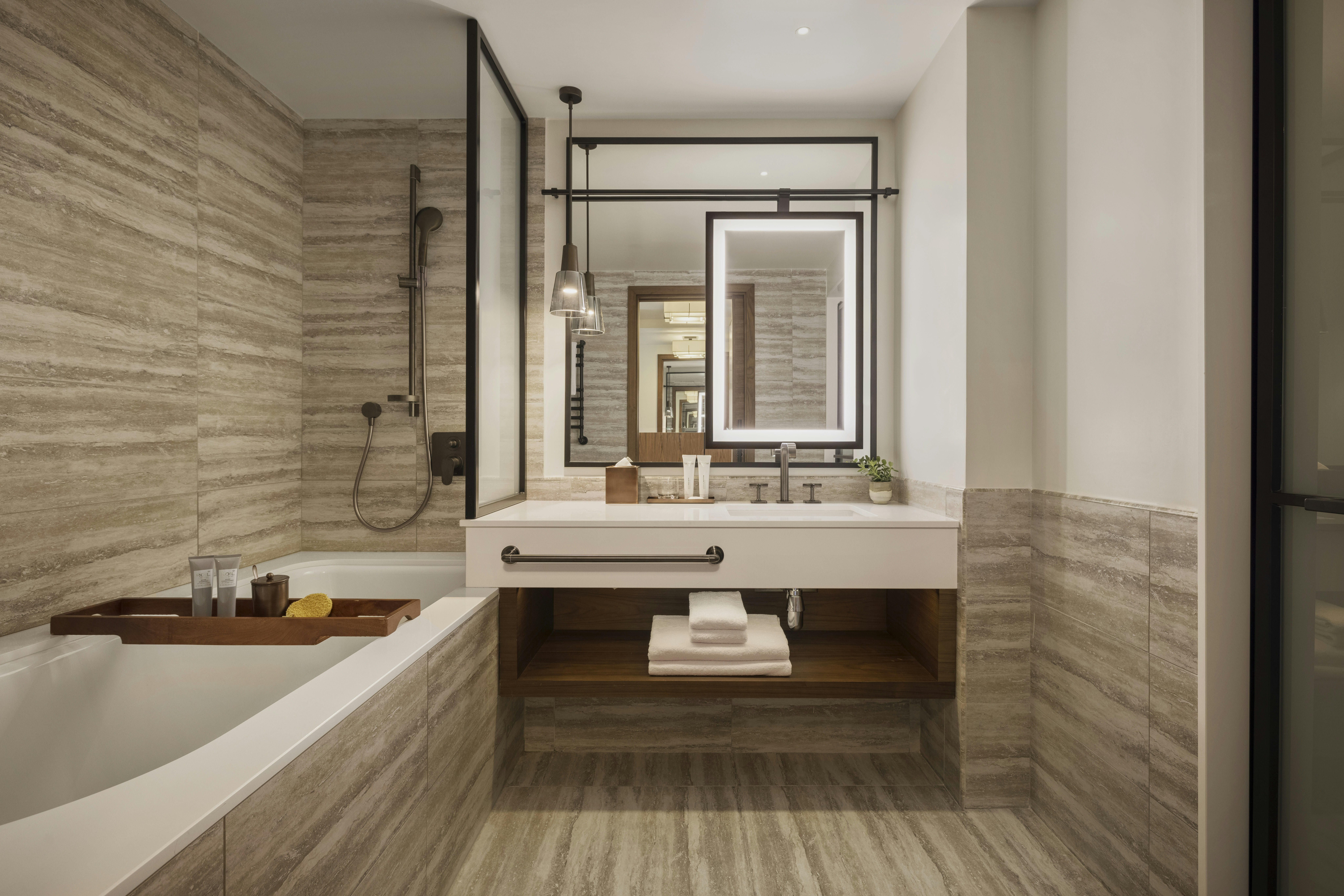 room, 2 queen beds