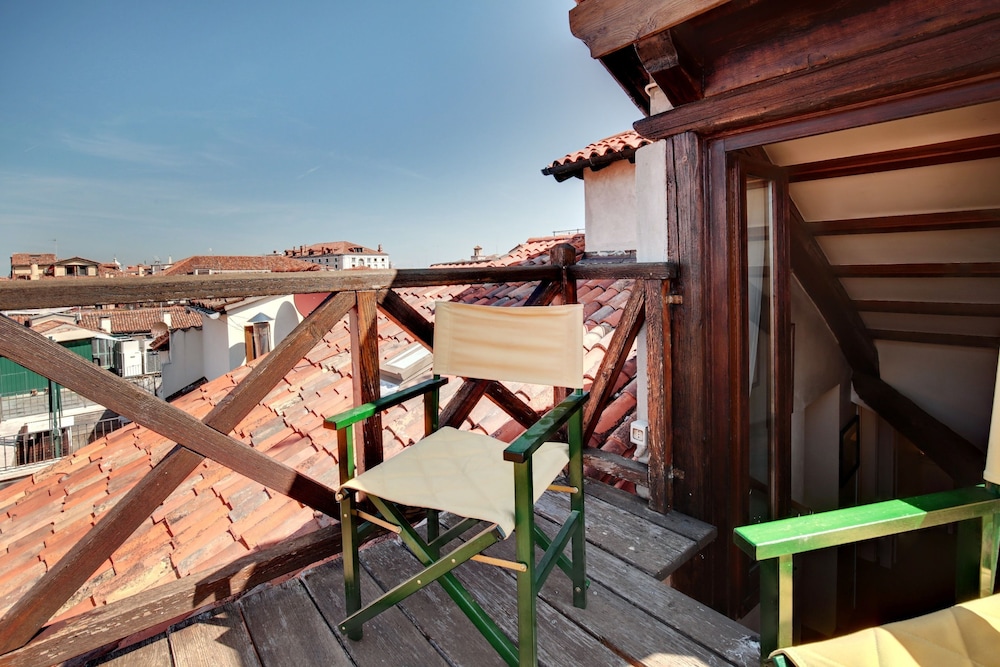 San Marco Roof Terrace Apartment 8/18