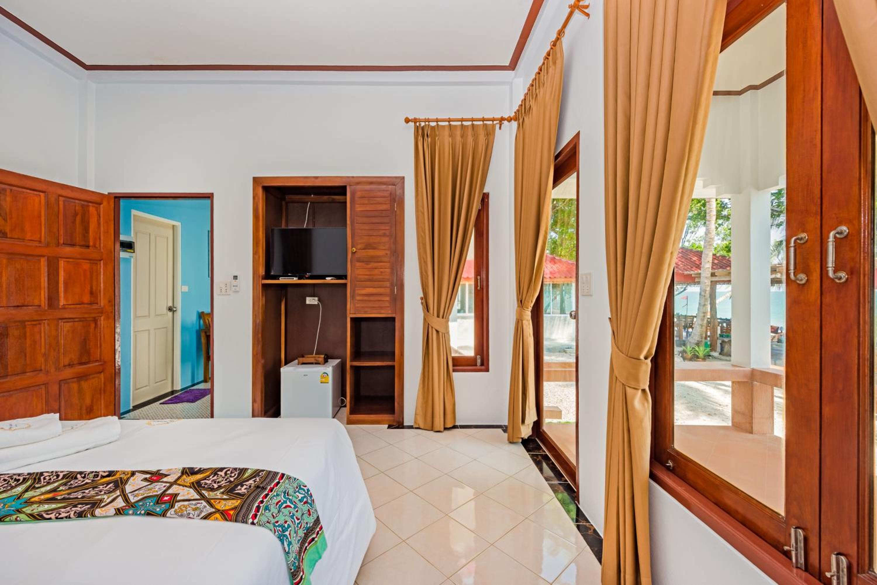 The Boutique Khanom 22/50