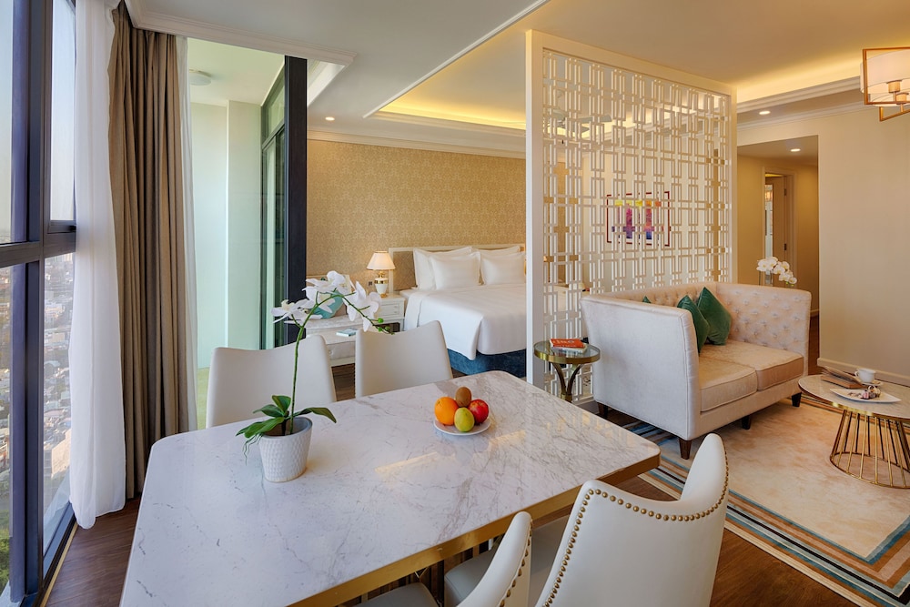 Melia Vinpearl Da Nang Riverfront 59/81