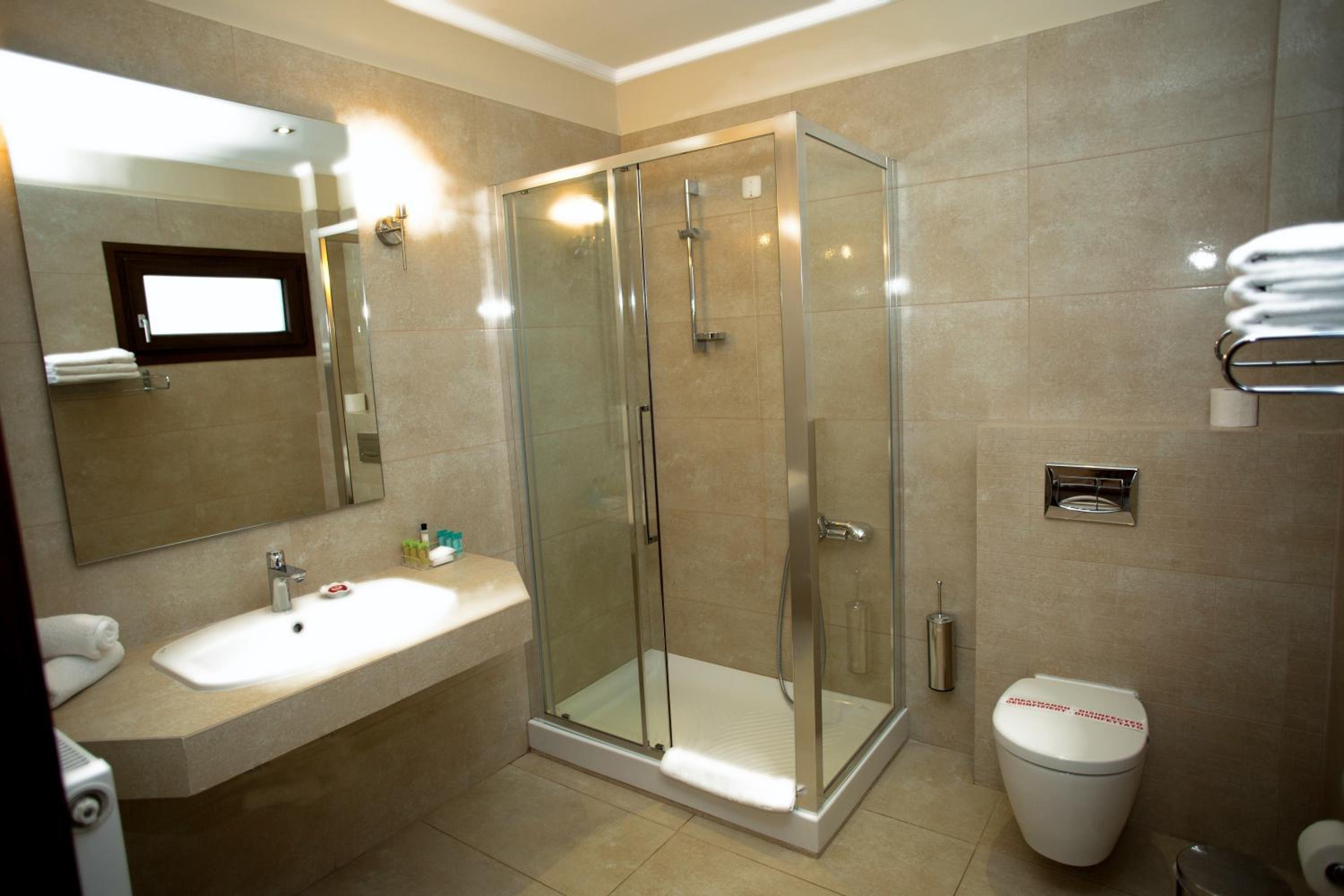 Room, Triple, Lake View