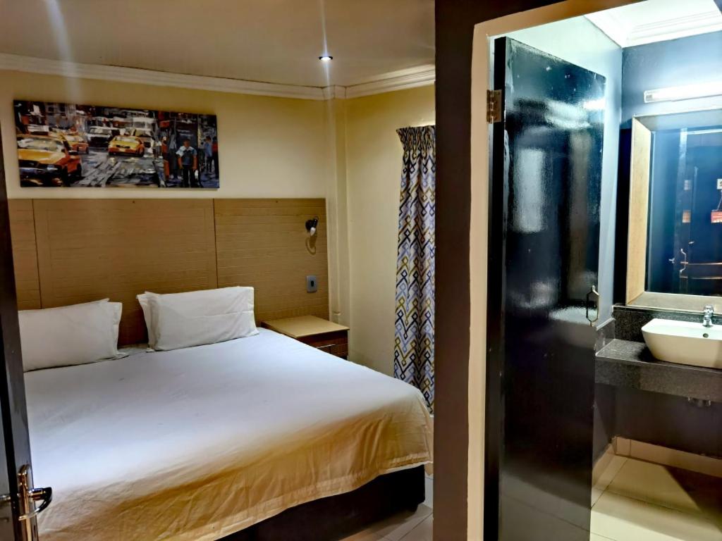 Ilawu Inn 15/35