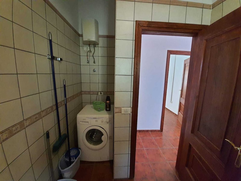 CASAS RURALES AMPARO LAS HAYAS 25/49