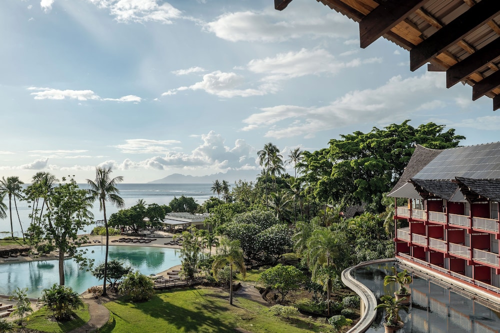 Tahiti Ia Ora Beach Resort 18/83
