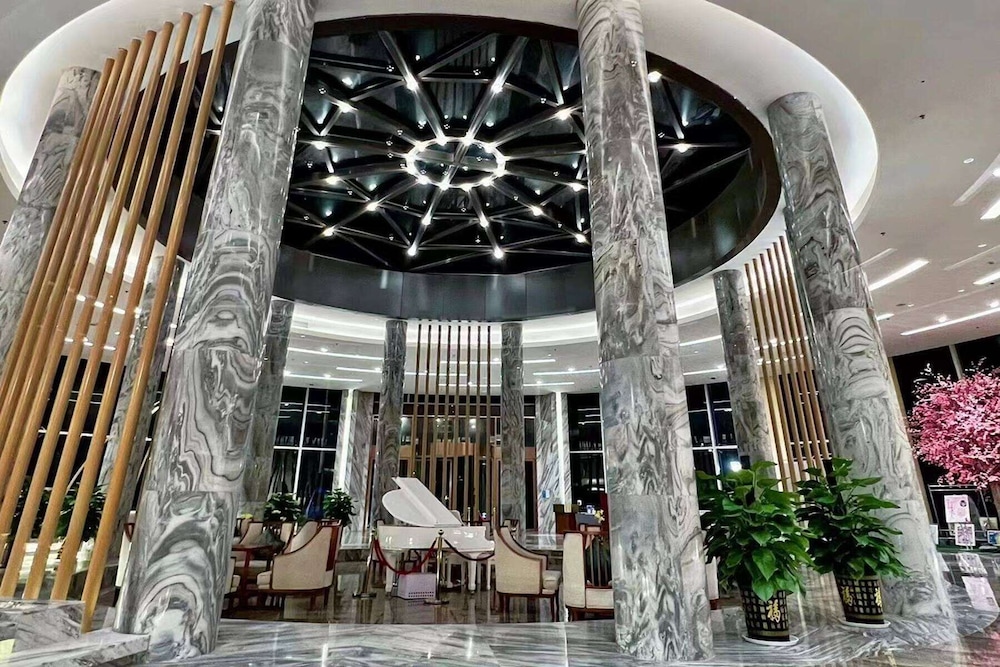 Howard Johnson Lake Serenity Hotel Neijiang 3/46