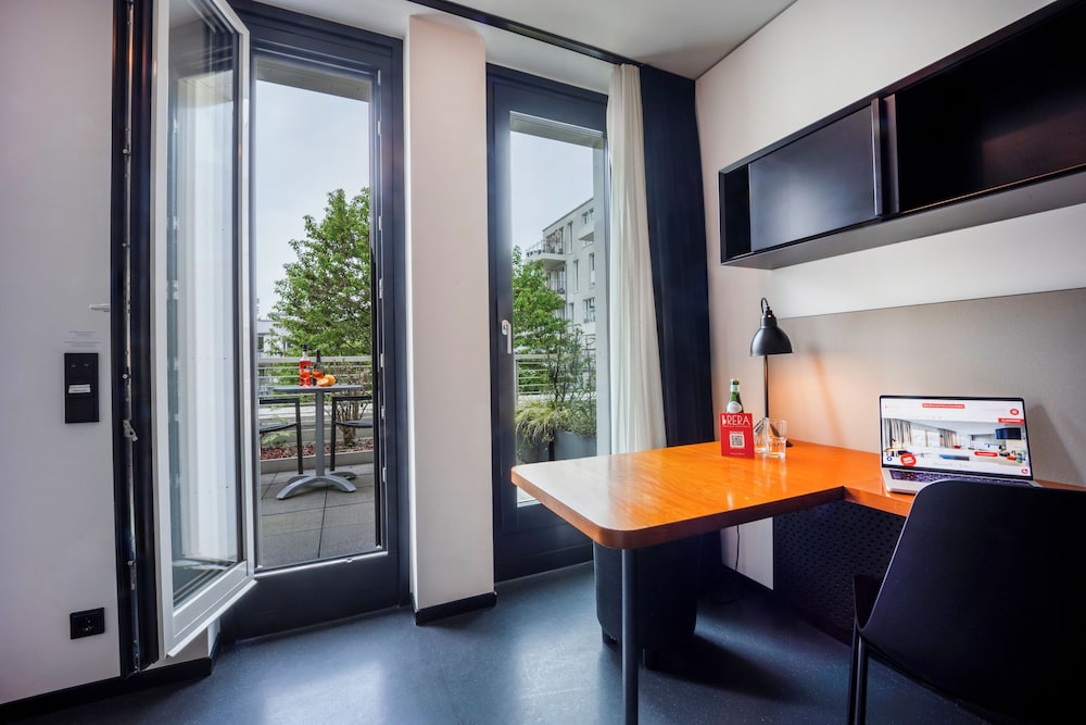The Spot Serviced Apartments 32/47
