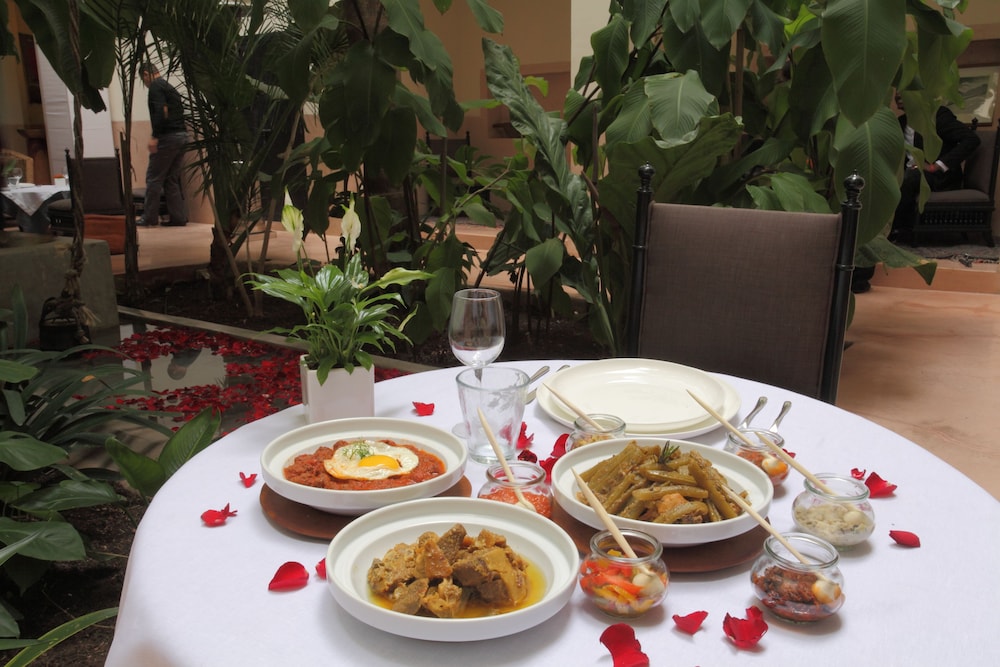 Riad 72 63/76