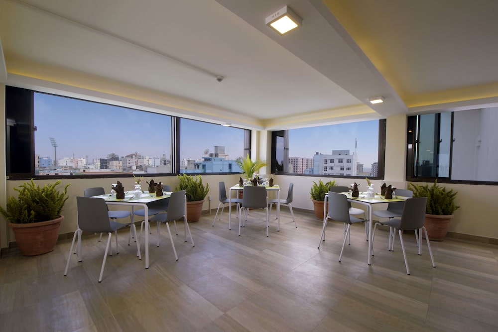 Champa Central Hotel 47/60