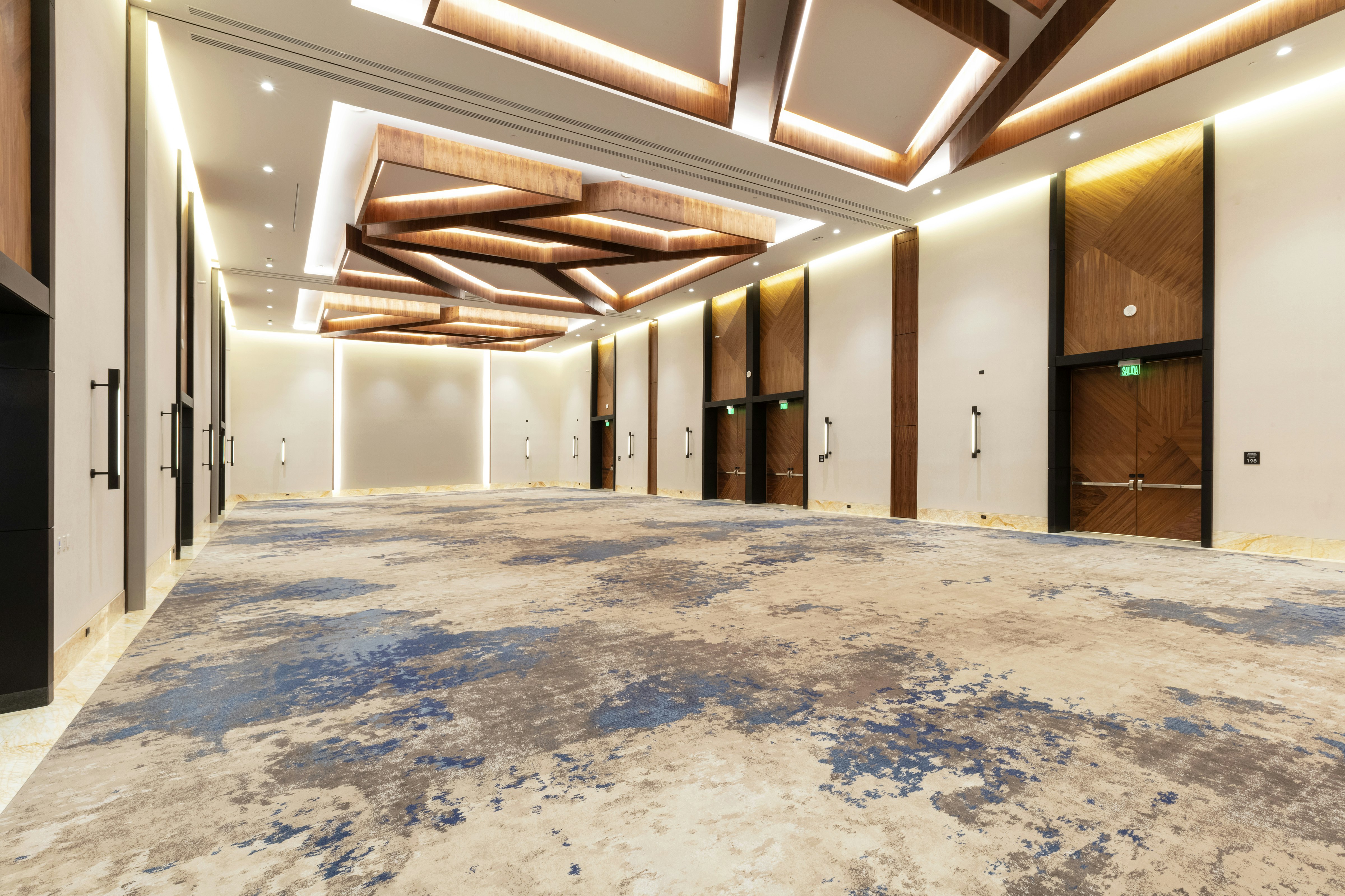 Hilton Monterrey 65/69