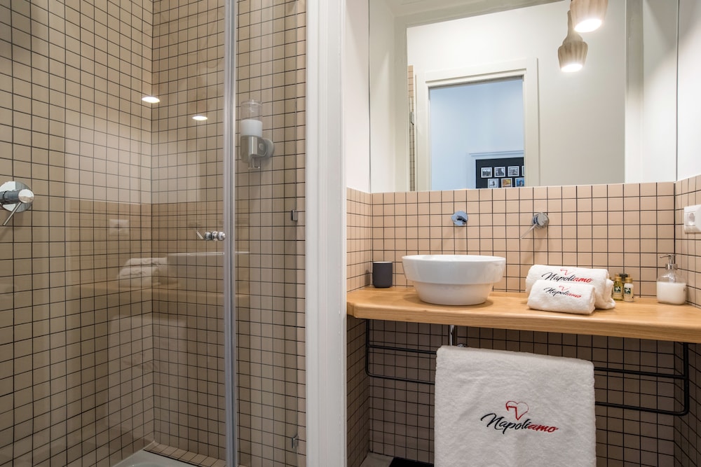 Napoliamo Guest House 42/45
