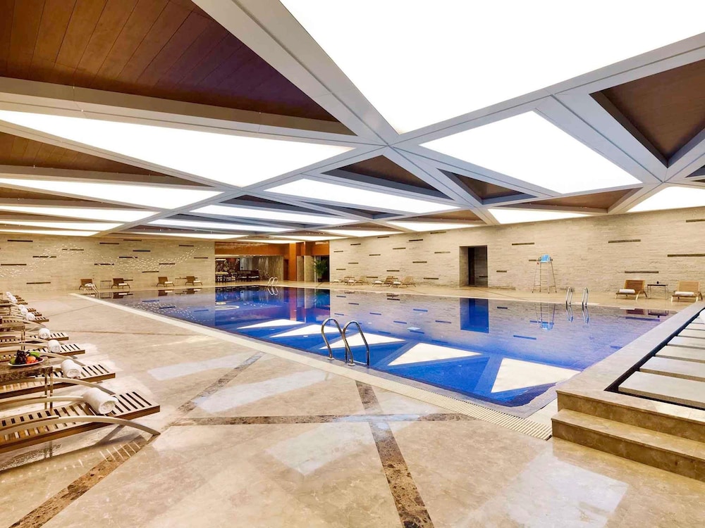 Novotel Nanjing East Suning 39/77