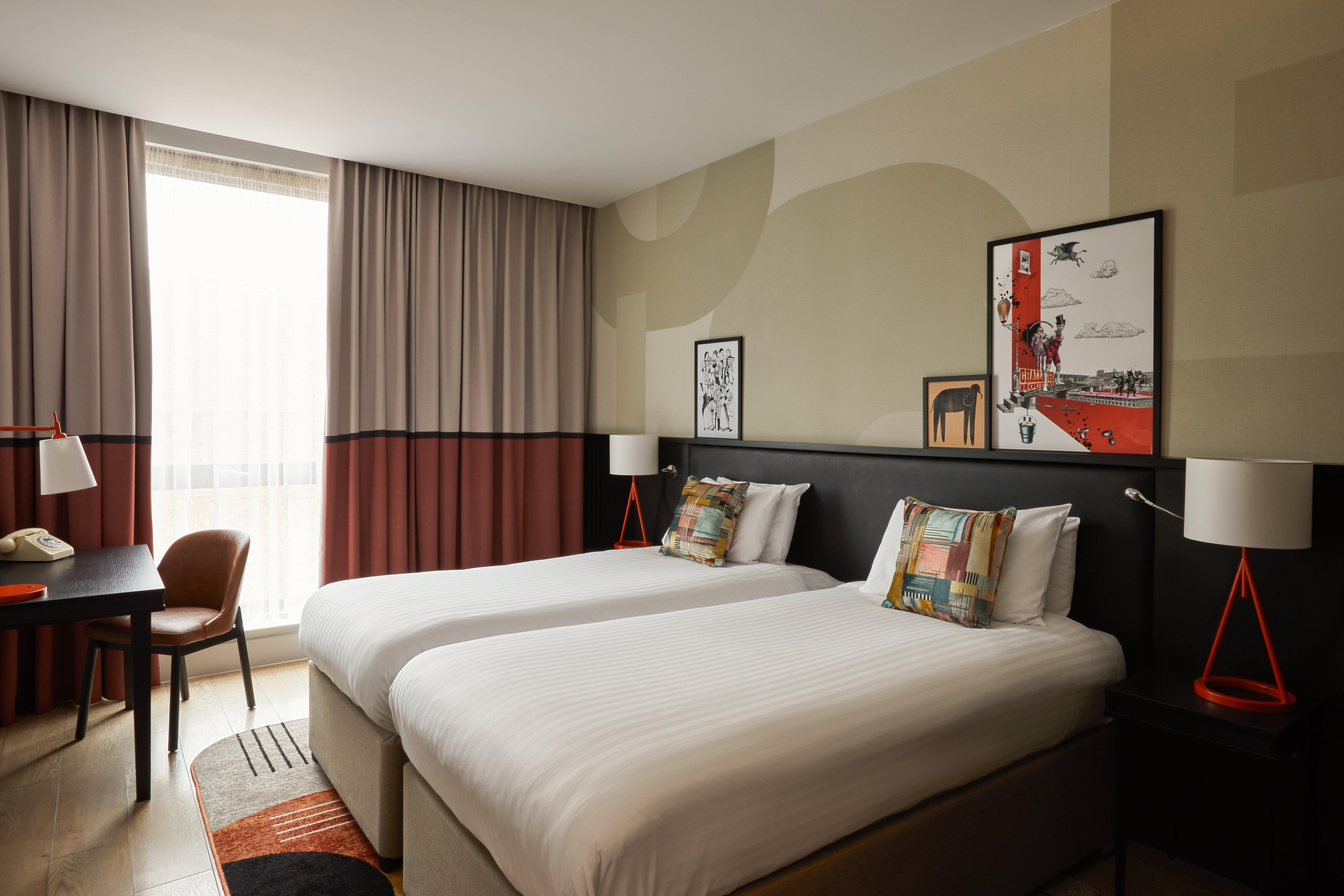 Standard, Twin Beds