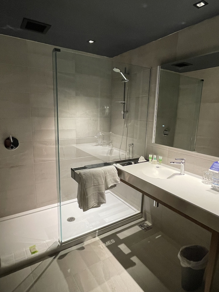 Grand Times Hotel Laval - Centropolis 32/32