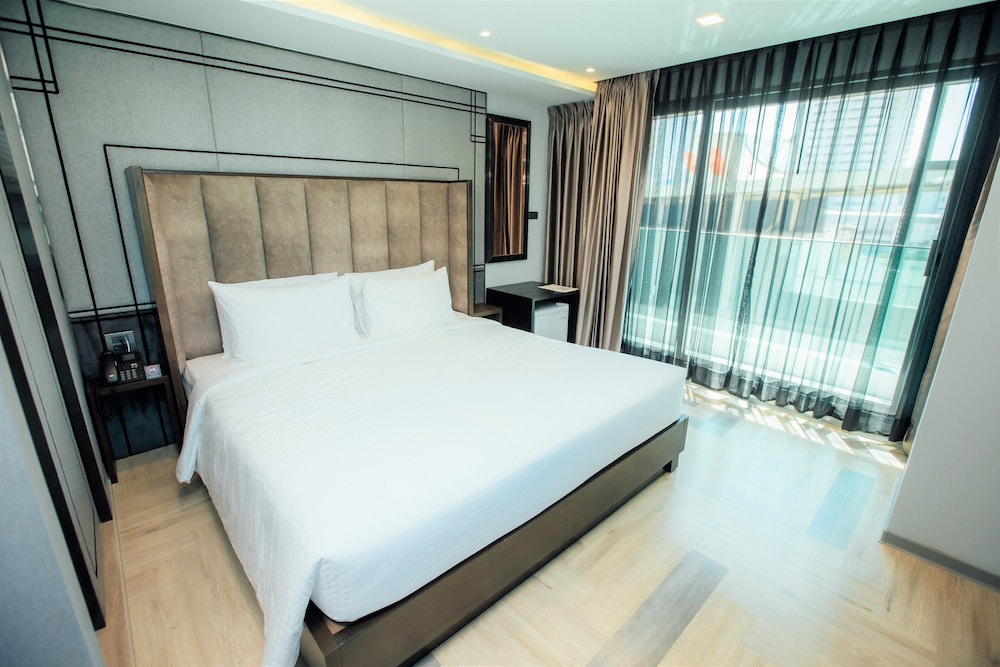 First Pride Hotel Bangkok 24/56