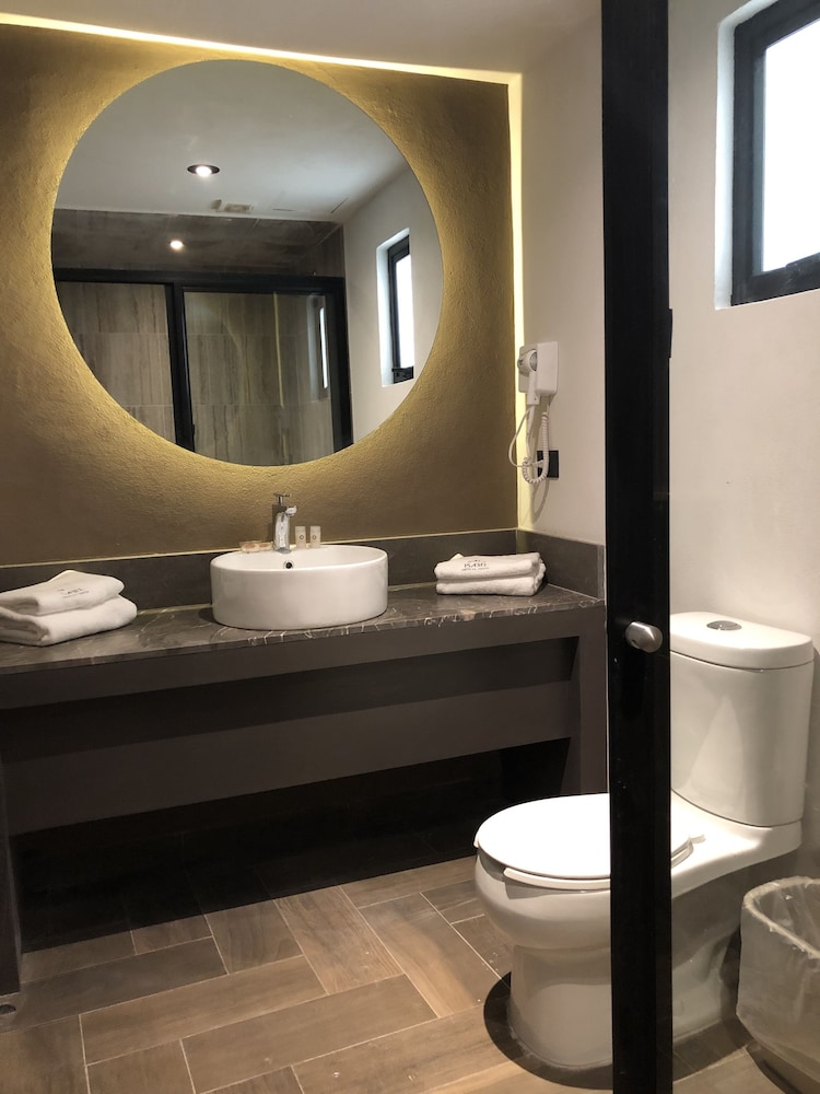 Hotel Isabel Unico 36/37