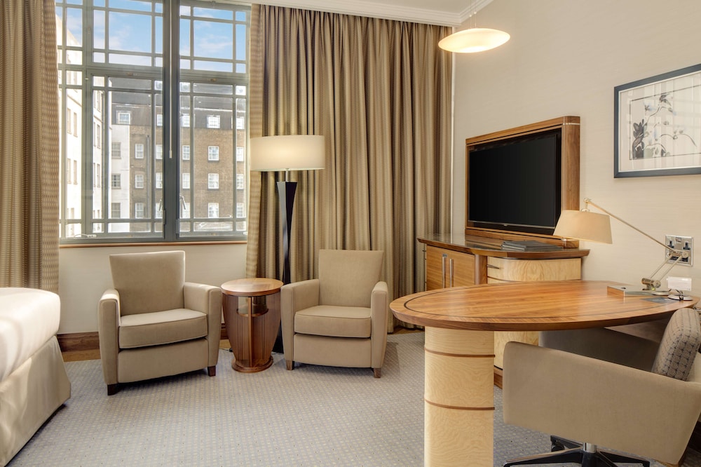Hilton London Paddington 51/84