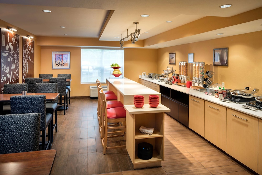 Sonesta Simply Suites Seattle Renton 25/32