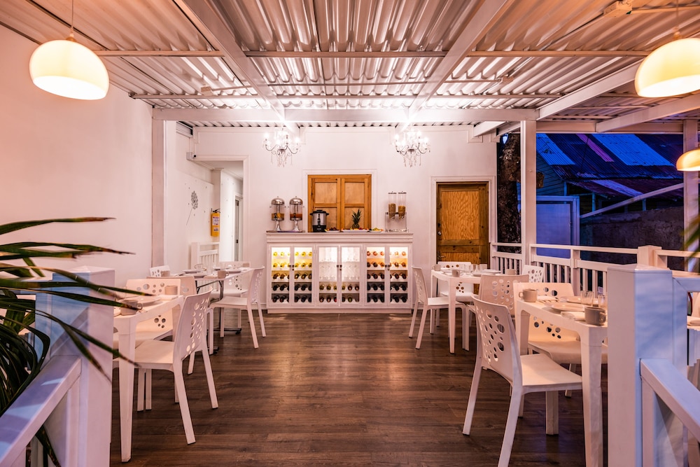 Ataraxy Hotel Boutique 36/50