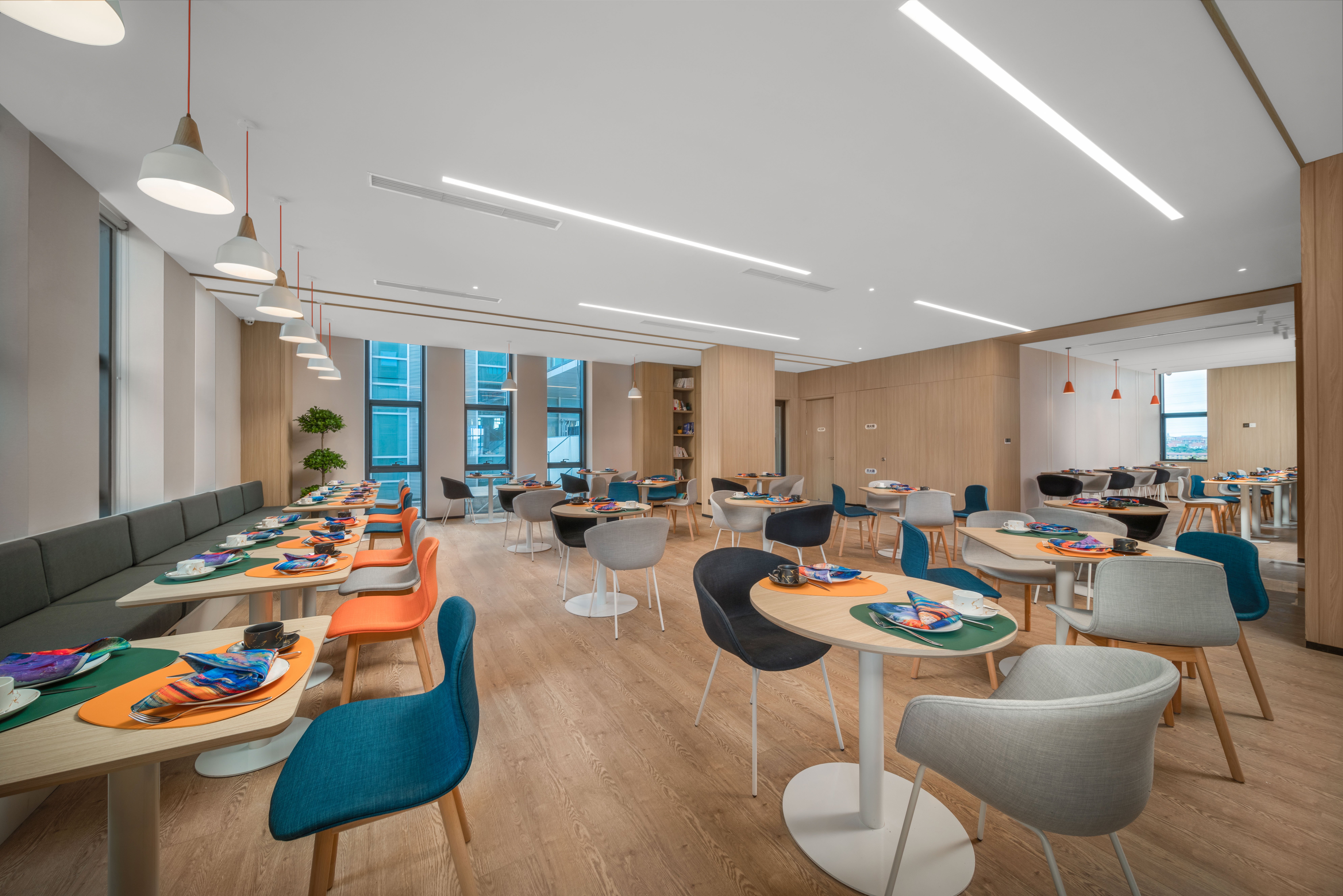 Holiday Inn Express Rongcheng Science and Technology Park 41/53