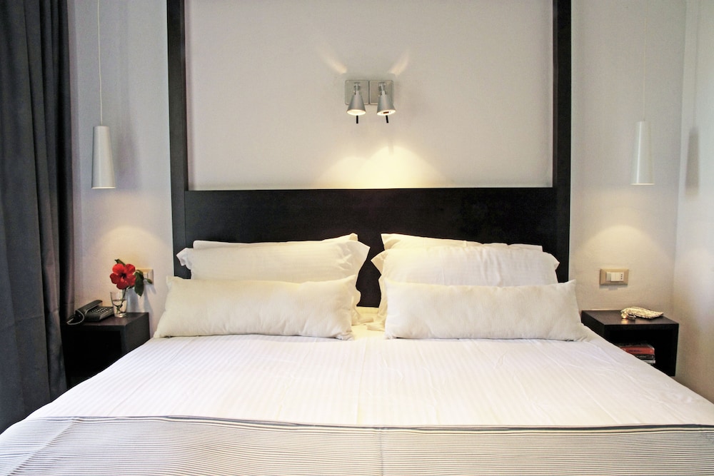 Atlantica Caldera Beach Hotel 23/65