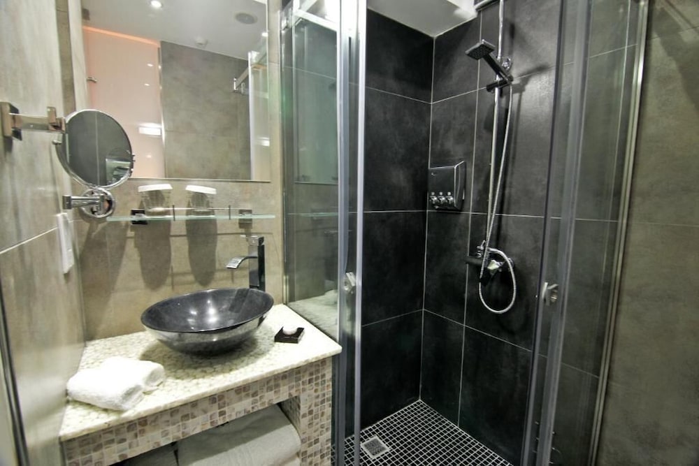 Achilleos City Hotel 6/46