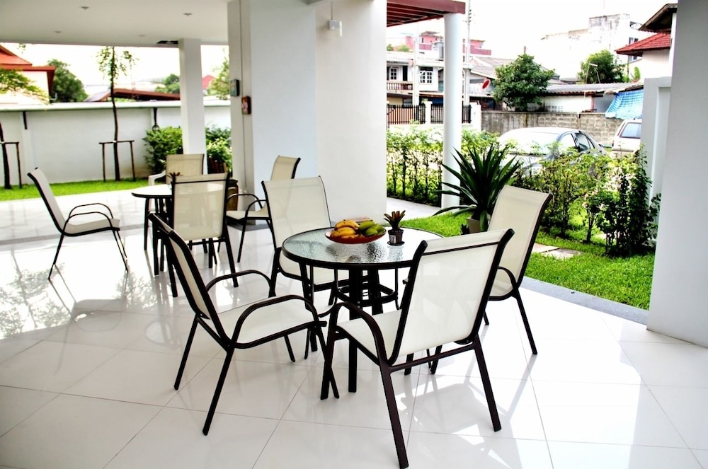 The Meet Green Apartment 48/66