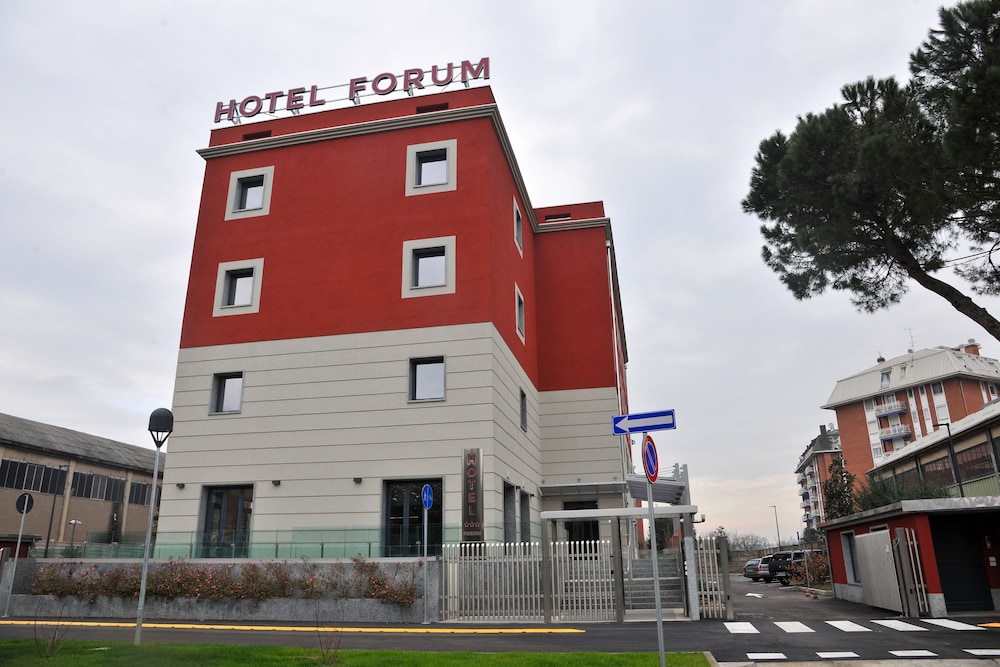 Hotel Forum 2/56
