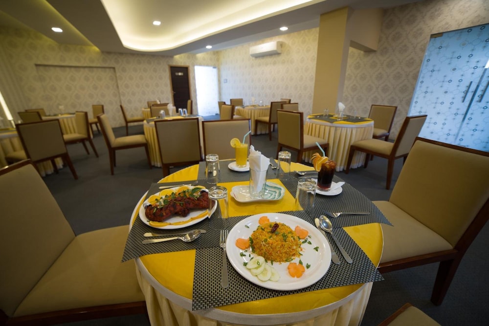 Oyo 14759 Hotel President 45/55