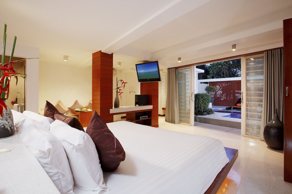 La Flora Resort Patong 34/70