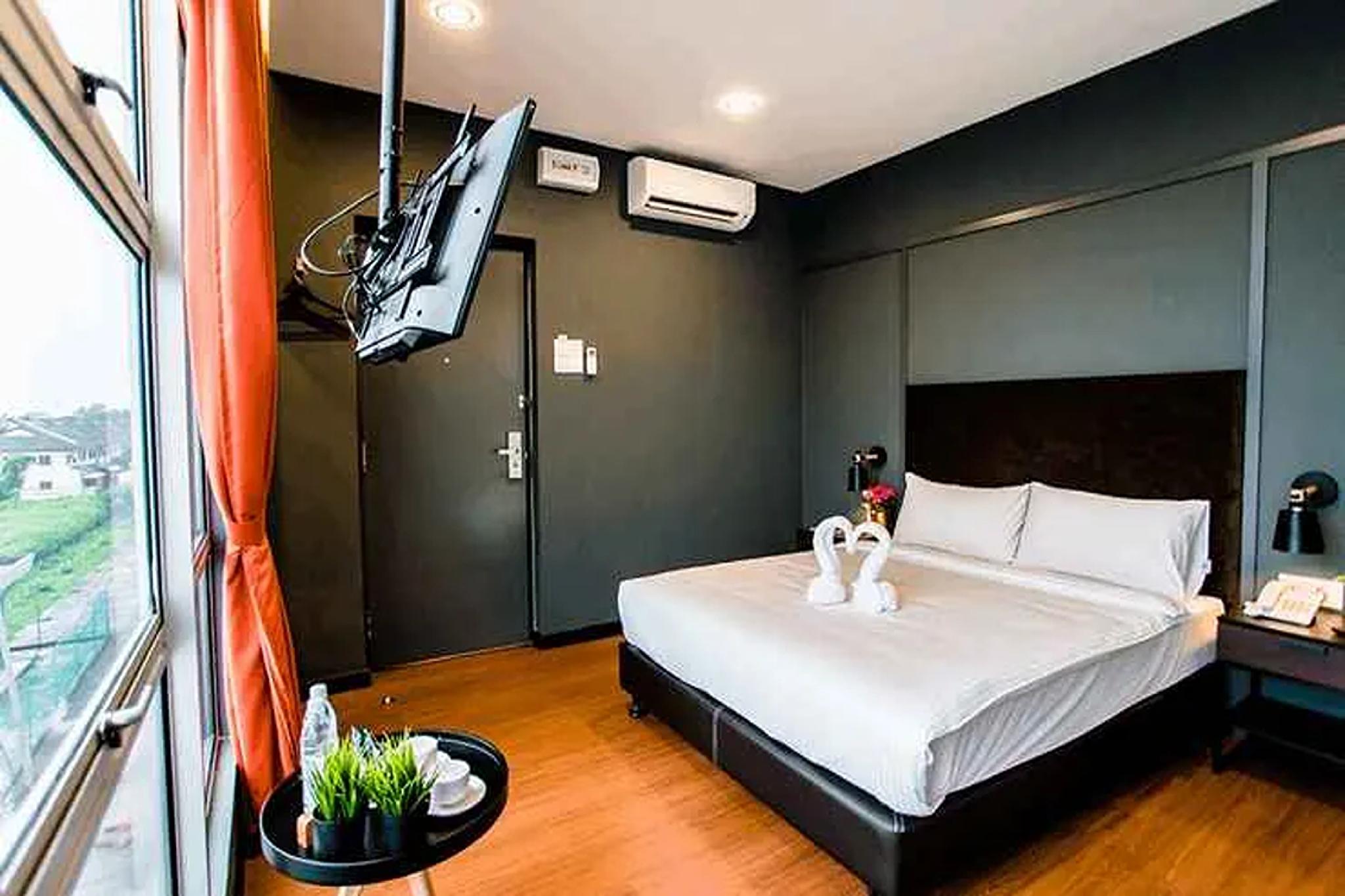 2 Bedrooms, Dynasty, Luxury, Triple