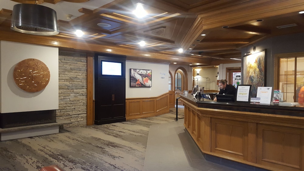 WHISTLERS INN 7/38