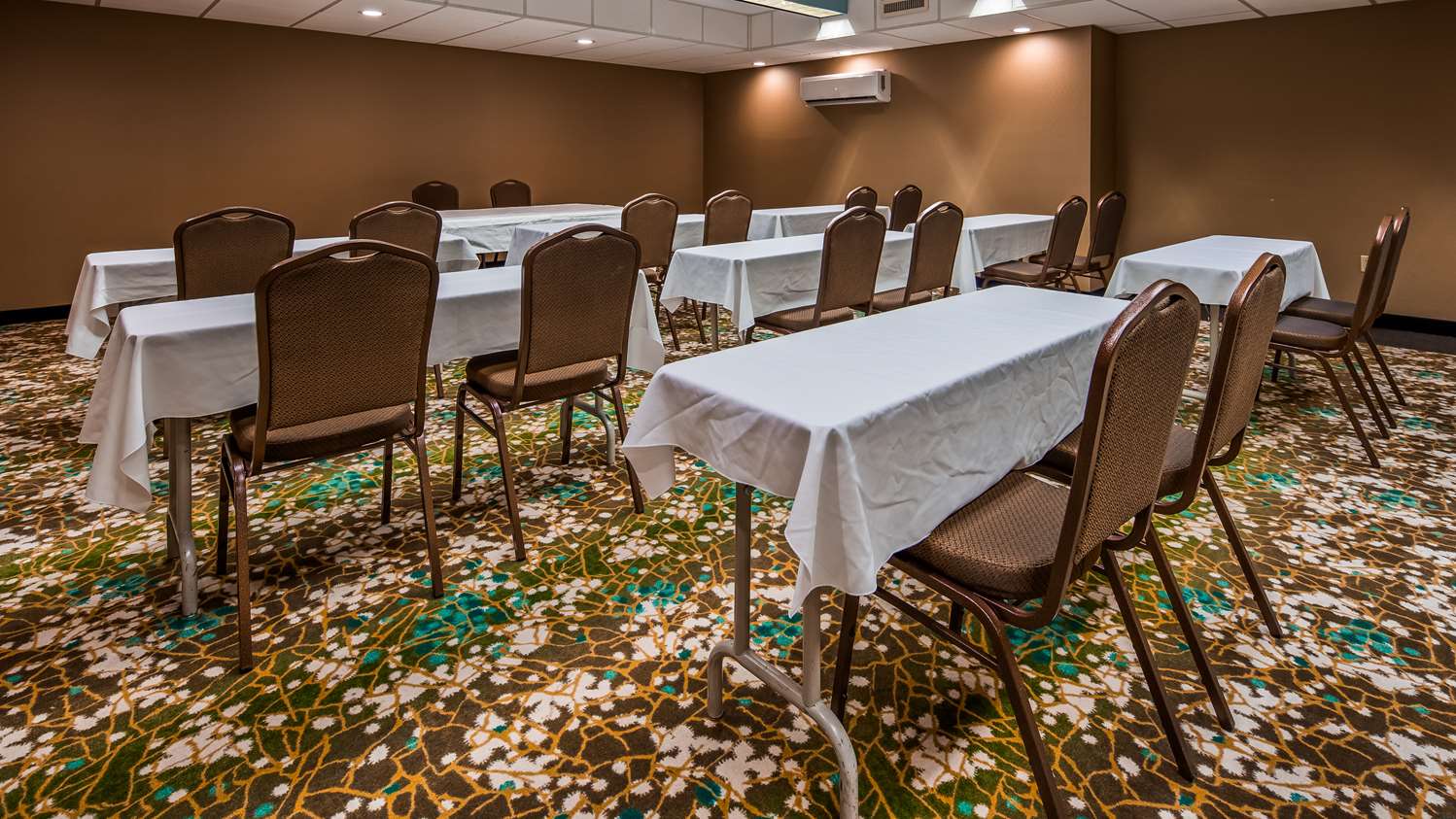 Best Western Warren Hotel 20/25