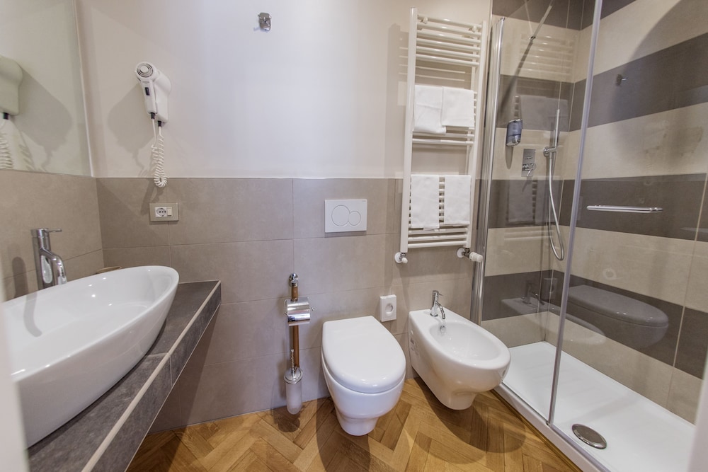 N4u Guest House 42/50