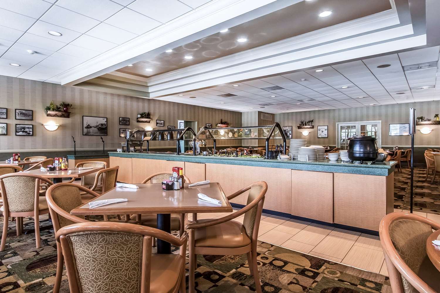 restaurant cafeteria