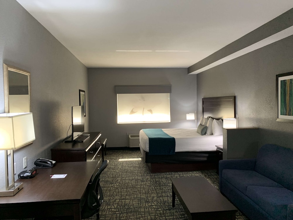 Best Western Plus Olive Branch Hotel & Suites 19/32