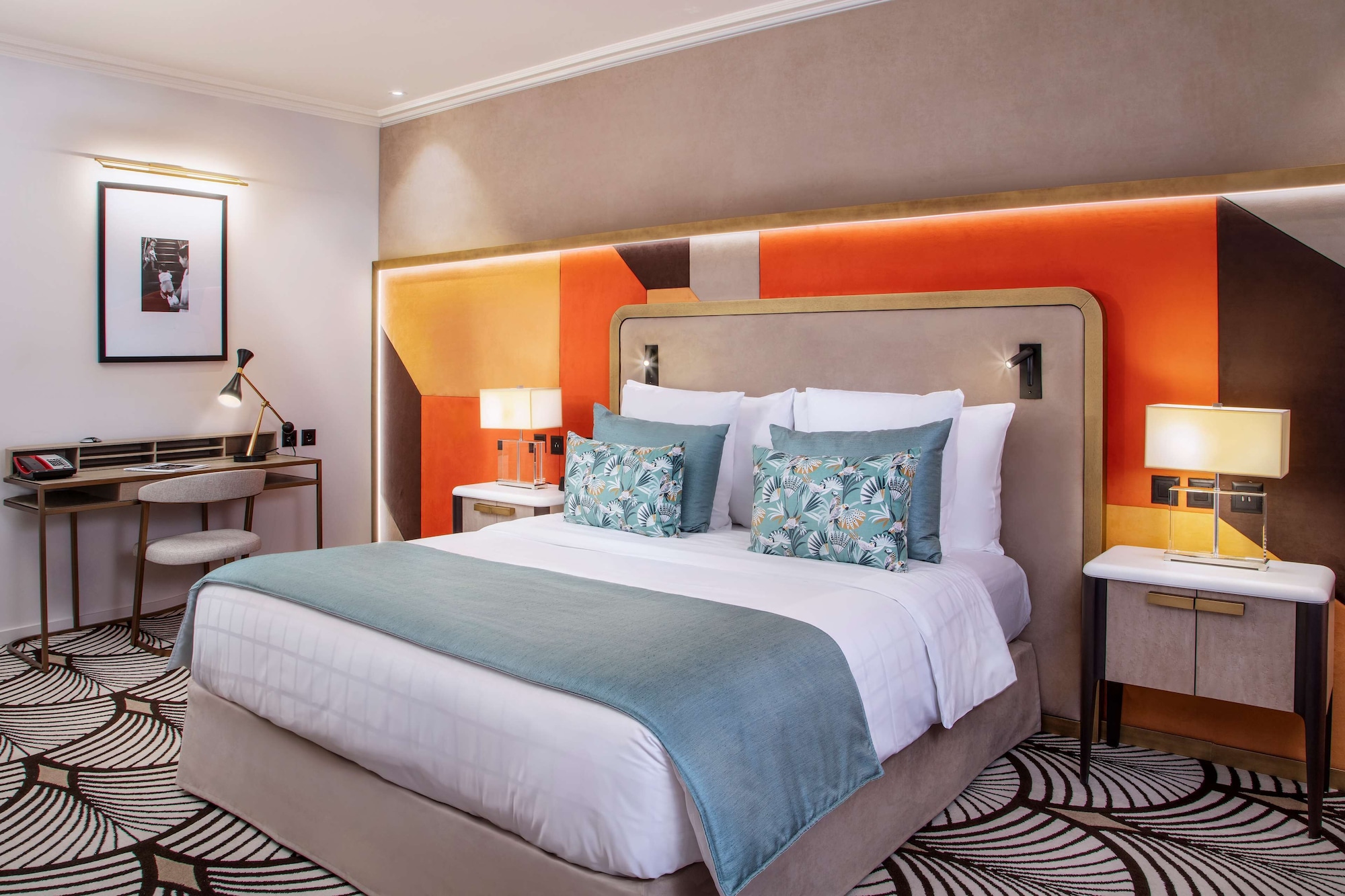 Renovated, Unique, Classic, Queen Bed