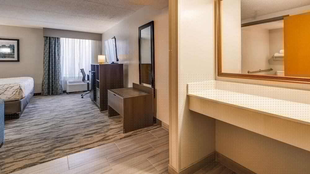 Best Western Plus Knoxville Cedar Bluff 9/42