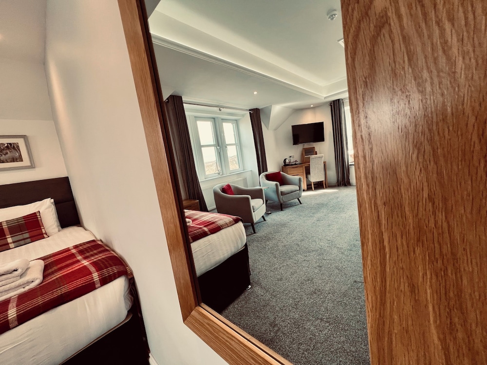 Family, 1 Double and 1 Single Bed, Sea View