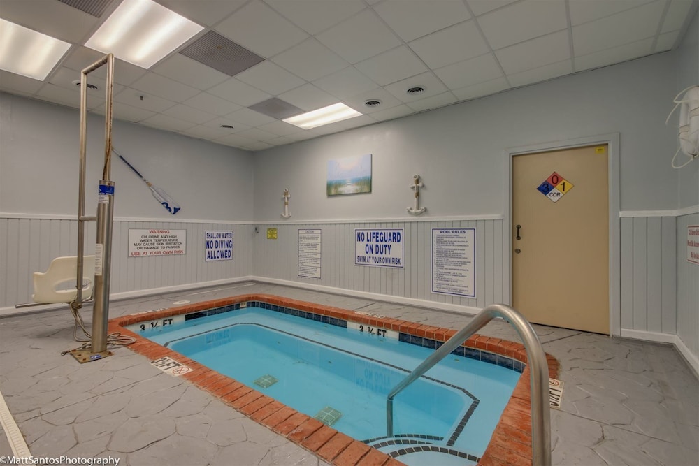 Myrtle Beach Resort by Beach Vacations 55/79