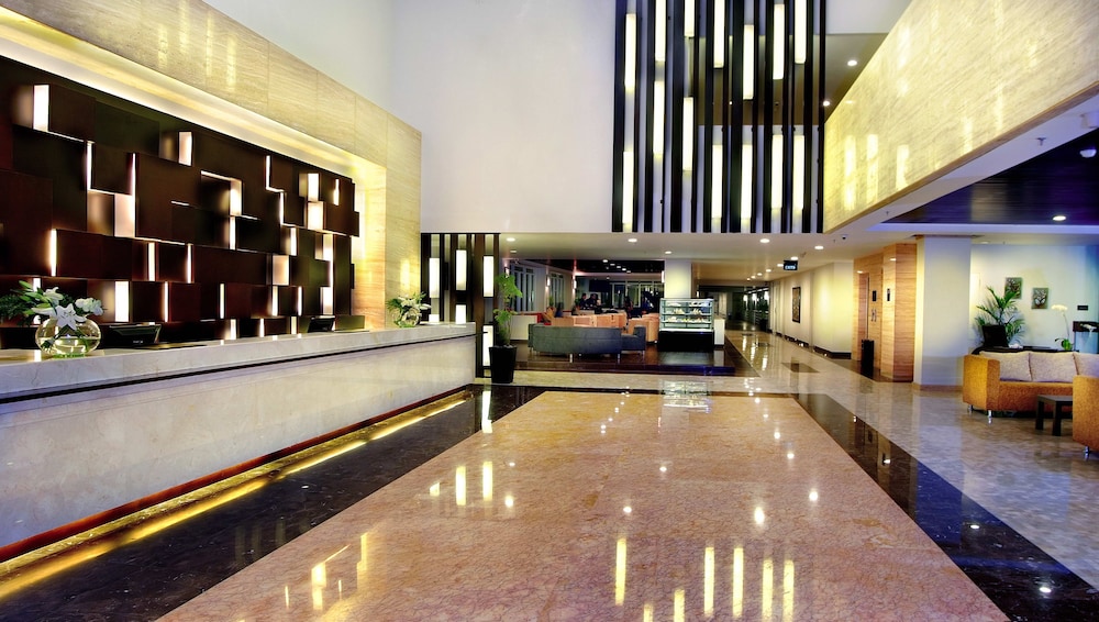 Aston Bogor Hotel & Resort 9/90