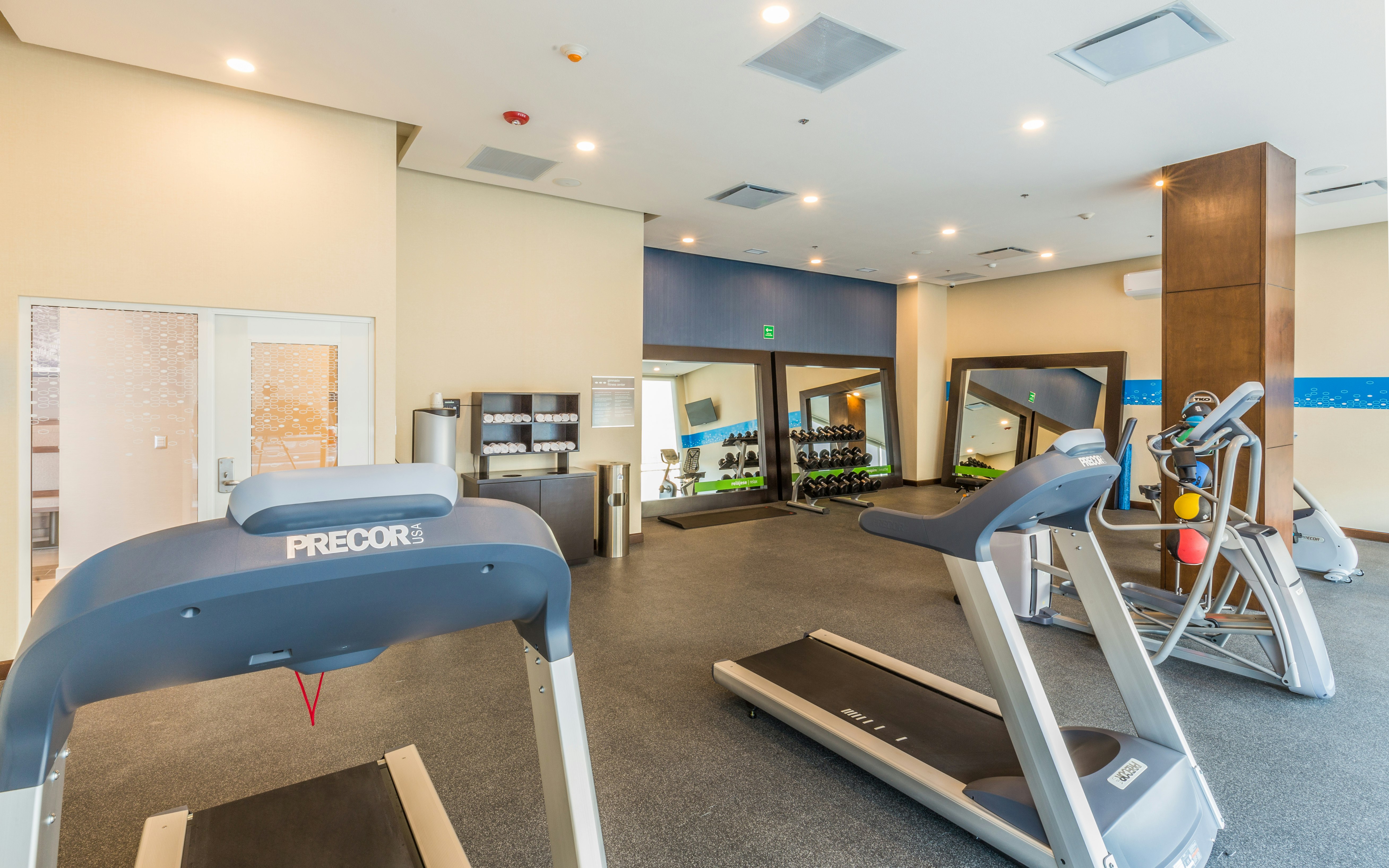 Hampton Inn by Hilton Tijuana 53/80