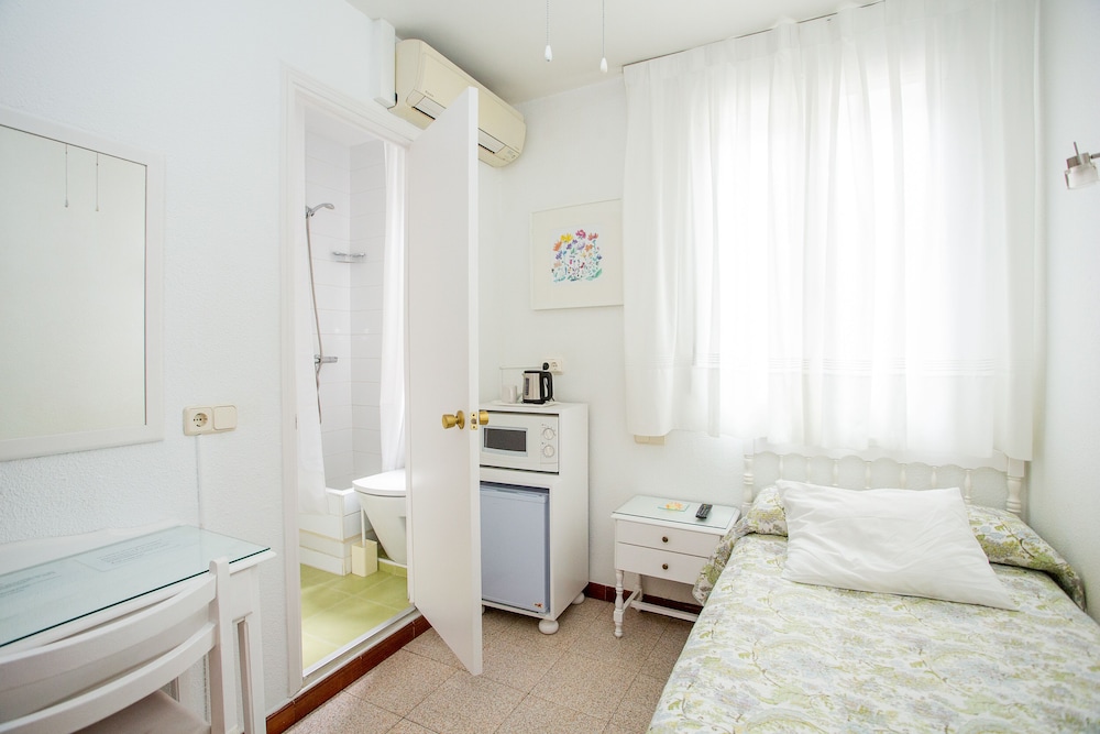 Hostal Los Alpes 6/61